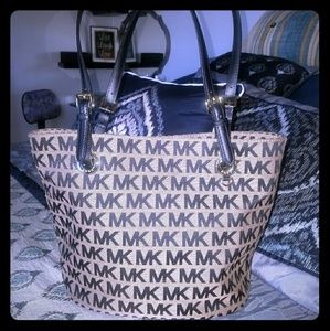Michael Kors tote bag